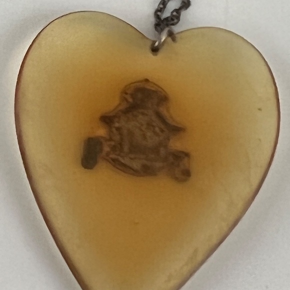 Vintage WWII Royal Canadian Air Force Pilot Lucite Sweetheart Heart Pendant 40's - Picture 5 of 9